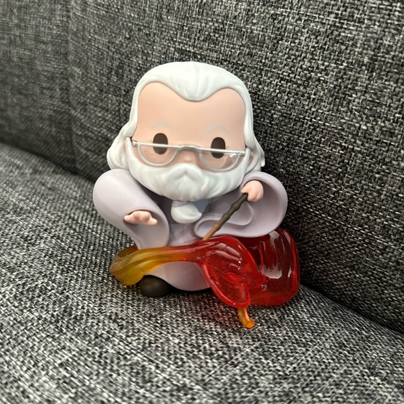 Harry Potter Mystery Box Albus Dumbledore and Phoenix - Picture 2 of 3